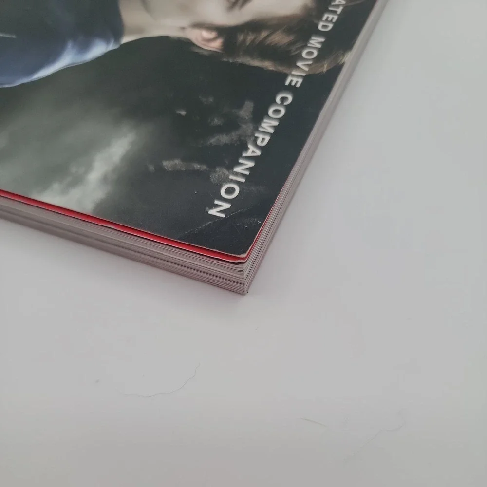 Twilight Illustrated Movie Companion Book 2008‎ Softcover Behind the Scenes